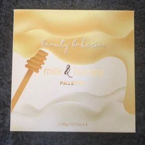 Beauty Bakerie Milk & honey highlighter palette